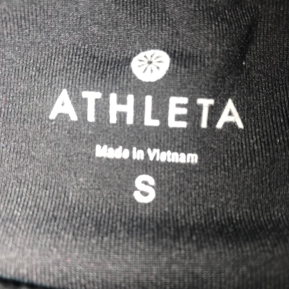 Athleta Chaturanga Yoga Knicker - Picture 3 of 3